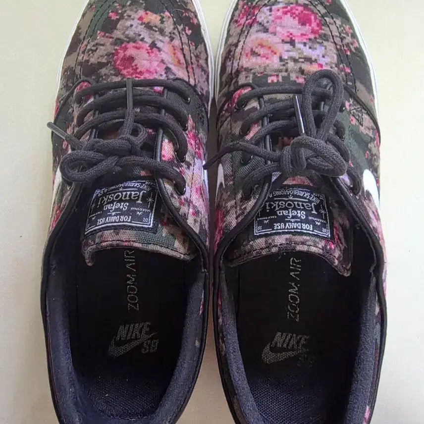 [BUNJANG] Nike SB Stefan Janoski Floral Pattern Sneakers / 나이키 SB 스테판 야노스키 플로럴 패턴