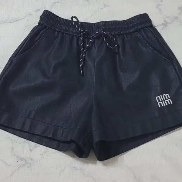[BUNJANG] Women's Leather Shorts / 여성 가죽반바지
