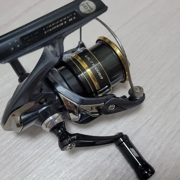 [BUNJANG] Shimano 21 Ultegra Spinning Reel C2000SHG with Tuned Handle / 시마노 21울테그라 울테그라 스피닝릴 팝니다. 낚시