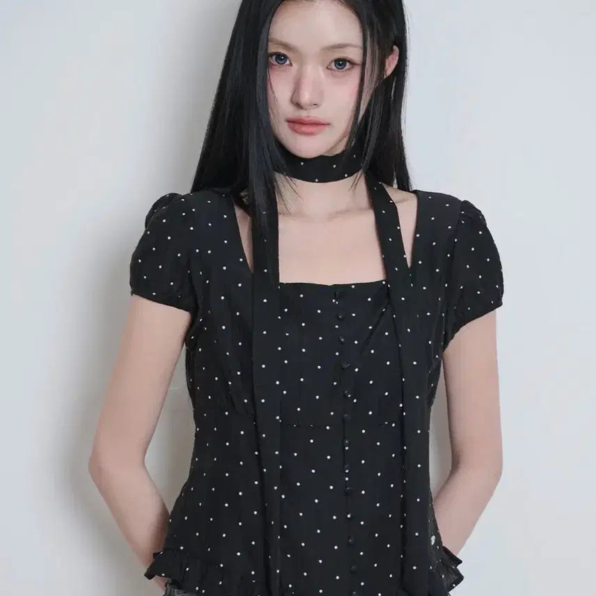 [BUNJANG] Illygo Ribbon Tie Square Neck Blouse - Black Dot / 일리고 리본 타이 스퀘어넥 블라우스_블랙 도트