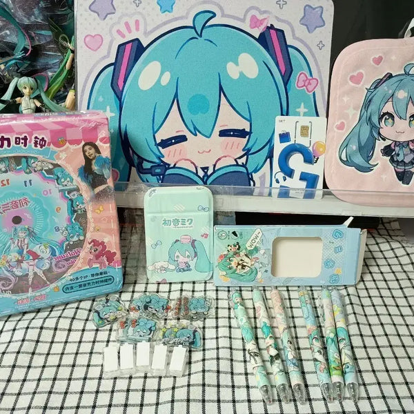 [BUNJANG] Hatsune Miku Stationery and Lifestyle Goods Set / 하츠네 미쿠 생활용품 굿즈 시계 노트 볼펜 마우스패드 거울
