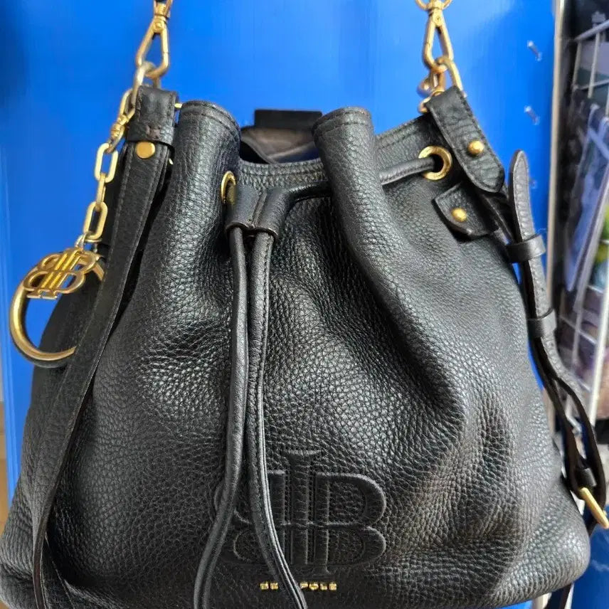 [BUNJANG] Beanpole Drawstring Bag Black Leather / 빈폴 복조리백 블랙