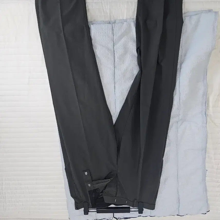 [BUNJANG] Unspecified Brand Semi-Wide Hidden Banding Slacks Dusty Khaki / 무탠다드 세미 와이드 히든 밴딩 슬랙스 32사이즈 더스티 카키