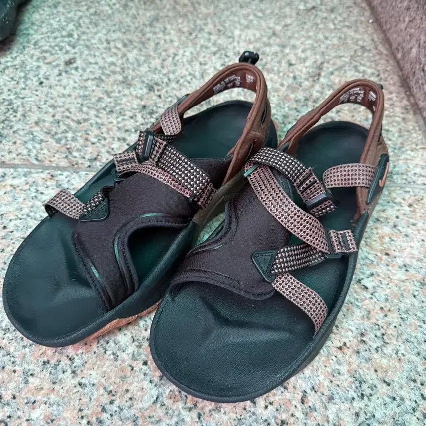 [BUNJANG] Nike ACG Sandals Brown/Black / 나이키 acg 샌들 브라운 블랙
