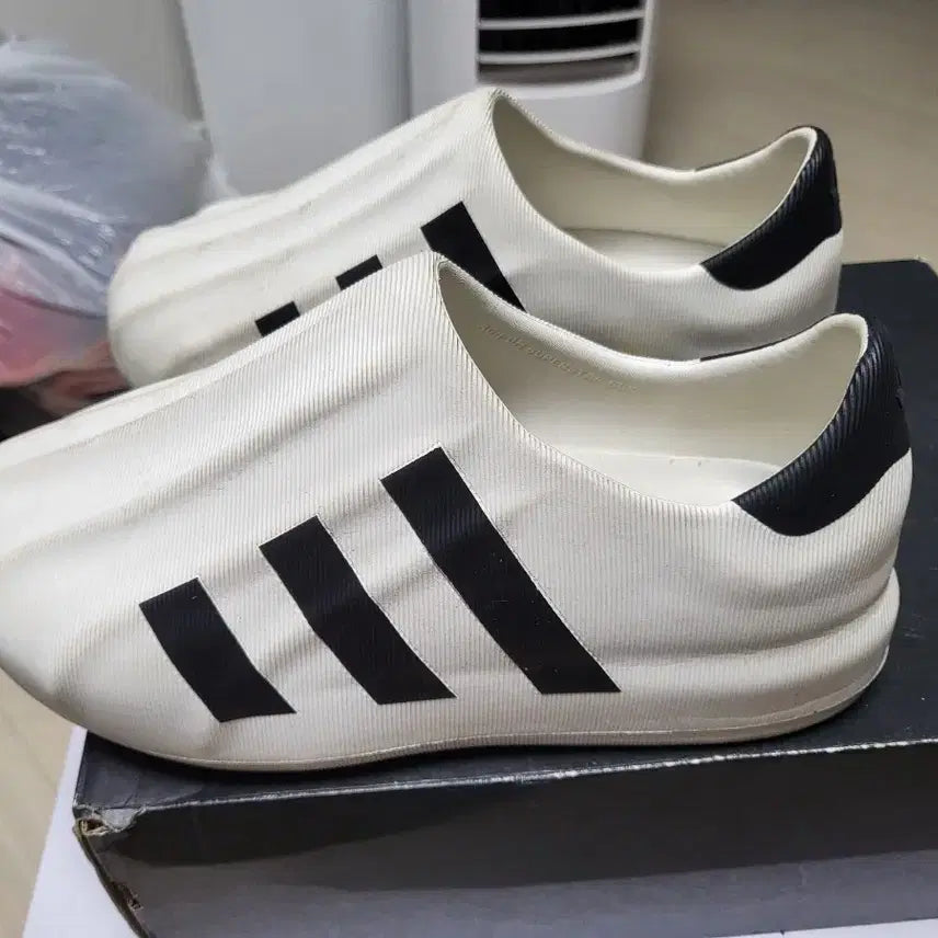 [BUNJANG] Adidas Adifom Superstar White 245mm Sandals / 아디다스 아디폼 슈퍼스타 화이트 245mm 상태매우좋음