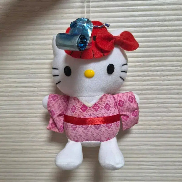 [BUNJANG] Sanrio Hello Kitty Vintage Retro Yukata Plush Doll (Medium) / 고전 레트로 산리오 헬로키티 유카타 봉제중형인형 삑삑이 일본풍 나팔피리