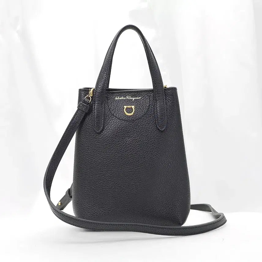 [BUNJANG] Salvatore Ferragamo Black Calfskin Gancini Mini Top Handle Bag / 페라가모 블랙 카프스킨 간치니 미니 탑핸들백