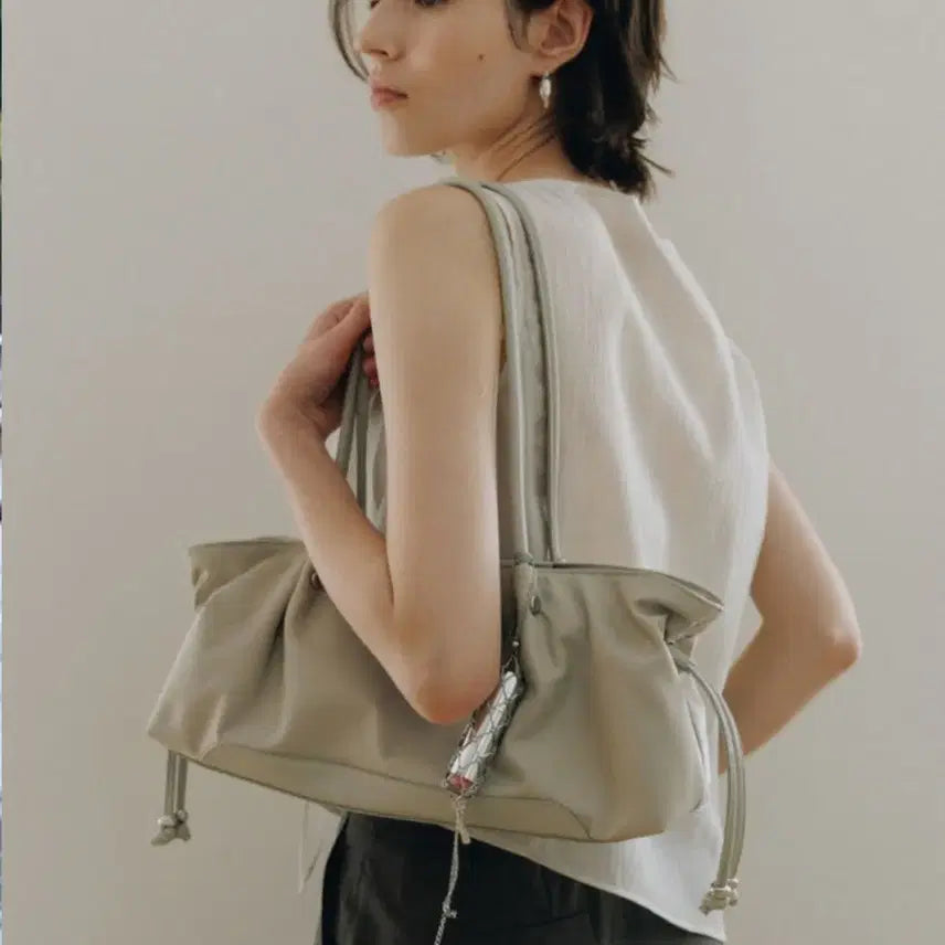 [BUNJANG] L'EQUIPPE L'Assaut Shoulder Bag Oatmeal / 루에브르 뤼소 숄더백 오트밀