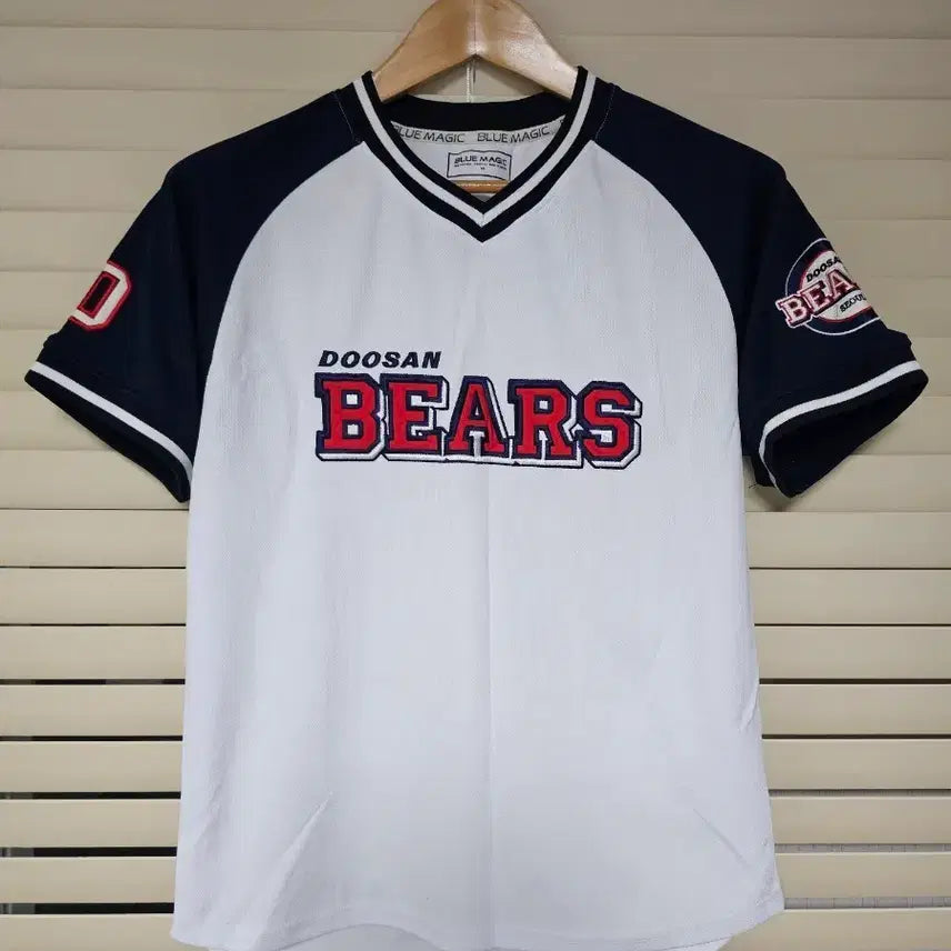 [BUNJANG] Doosan Bears Old Blue Magic V-Neck Jersey No Marking Size 95 / 두산베어스 올드 블루매직 브이넥 유니폼 노마킹 95