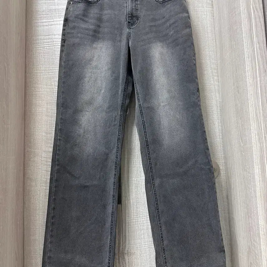 [BUNJANG] Chase Cult Grey Straight Denim Pants Size 30 / 체이스컬트 그레이 스트레이트 데님 팬츠 30호입니다