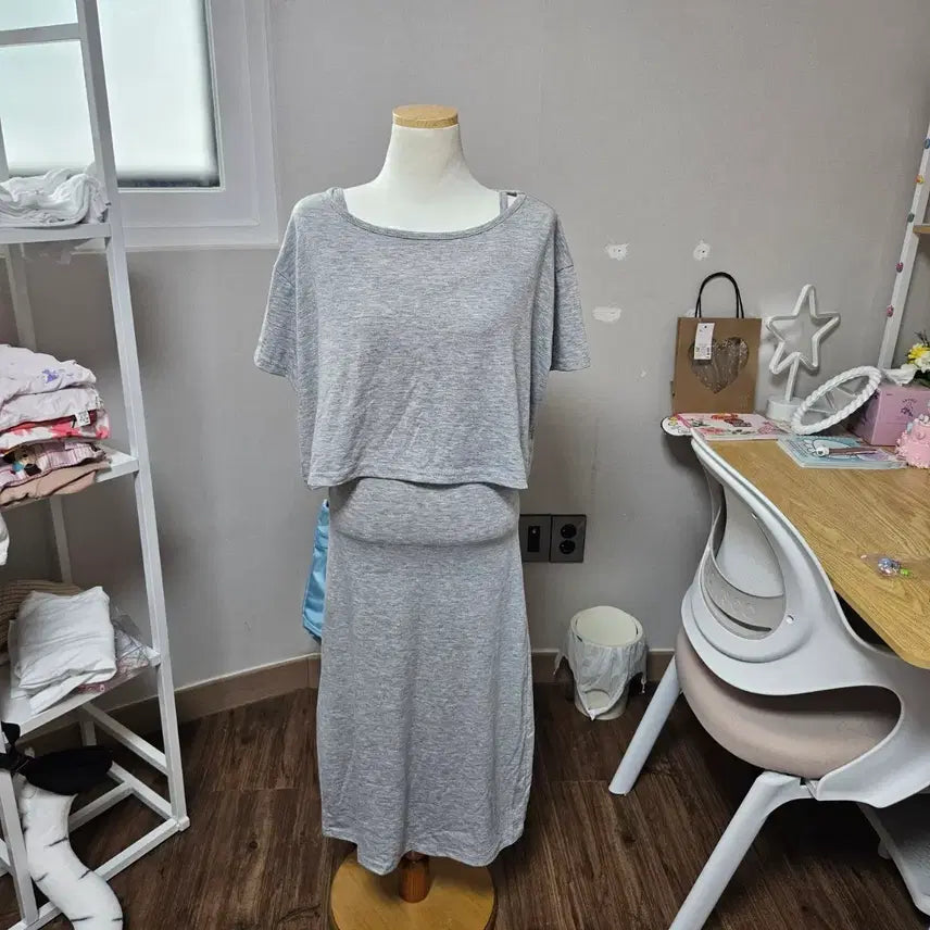 [BUNJANG] 2-Piece Sleeveless and Short-Sleeve Dress Set / 2피스 나시,반팔원피스