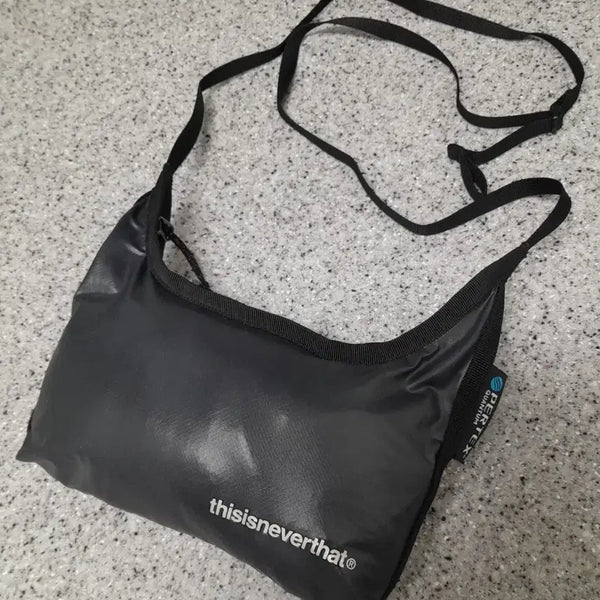 [BUNJANG] thisisneverthat X PERTEX Shoulder Bag Black / 디스이즈네버댓 X 퍼텍스 숄더백 (블랙)