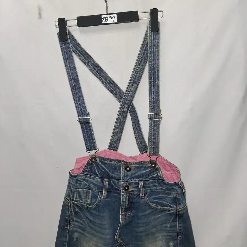 [BUNJANG] Overalls Shorts (Sizes 27-32) / 새상품 멜빵 반바지27그외 32 개당