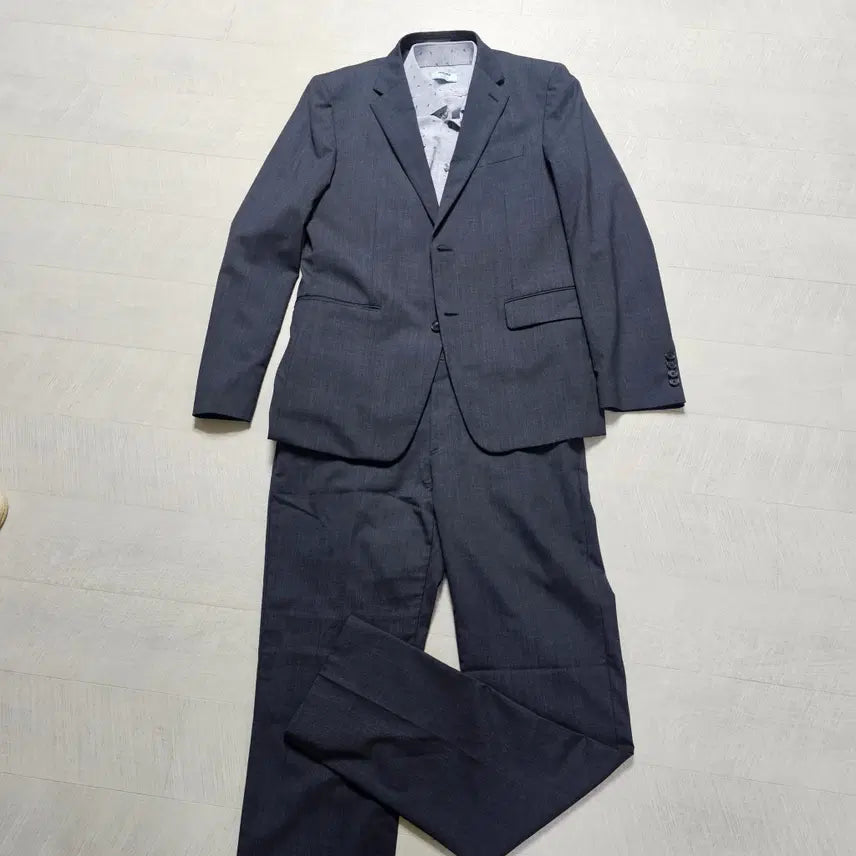 [BUNJANG] Jiqe Suit Summer Top & Bottom Set Grey Size 105 / 지크 슈트 여름 상하의 세트 그레이 105