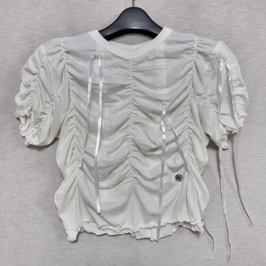 [BUNJANG] Kim The Young Shirring Ribbon Short Sleeve Blouse / 새제품 김미더영 셔링 리본 반팔 여자55사이즈ㅡ0427ㅁㅁ