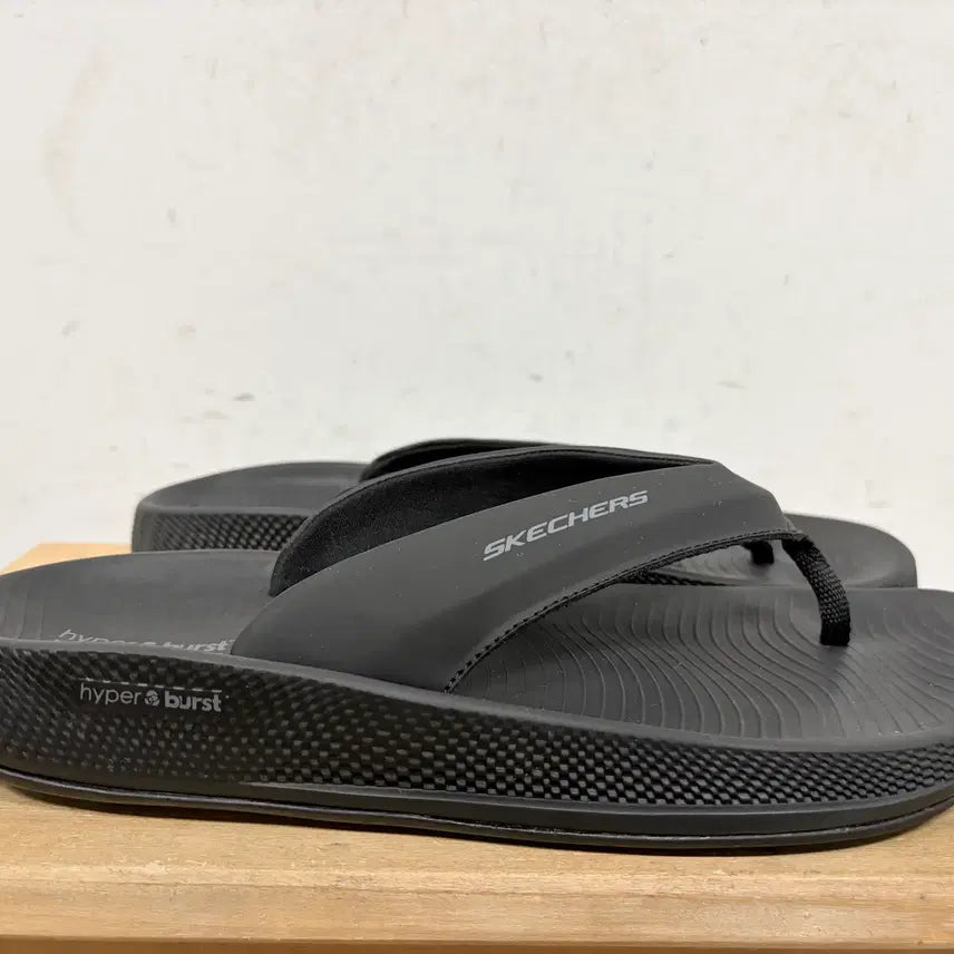 [BUNJANG] Skechers Archfit Hyper Slide Sandals Size 280 / 스케쳐스 아치핏 하이퍼 슬라이드 280