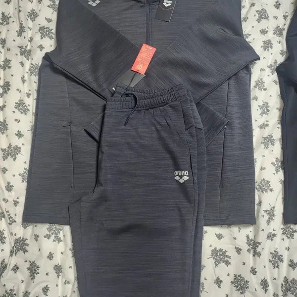 [BUNJANG] Arena Training Set 2XL (Lightly Brushed) / [2xl] 새상품 아레나 트레이닝복세트 약 기모