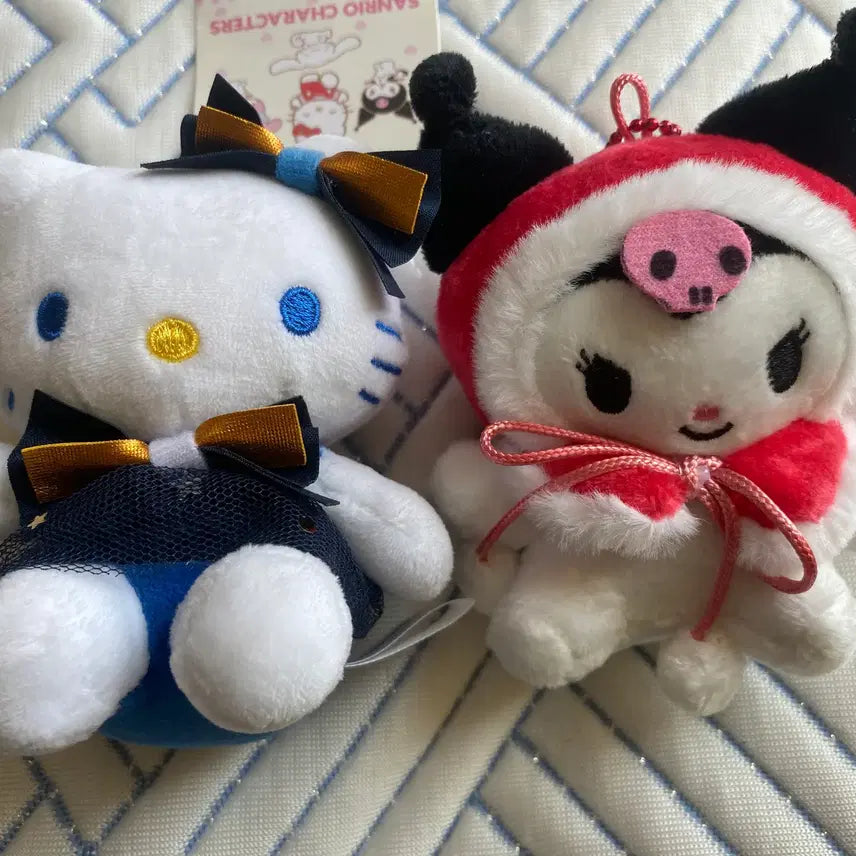 [BUNJANG] Sanrio Kitty Kuromi Charm Set / 산리오 키티 쿠로미 키링 판매