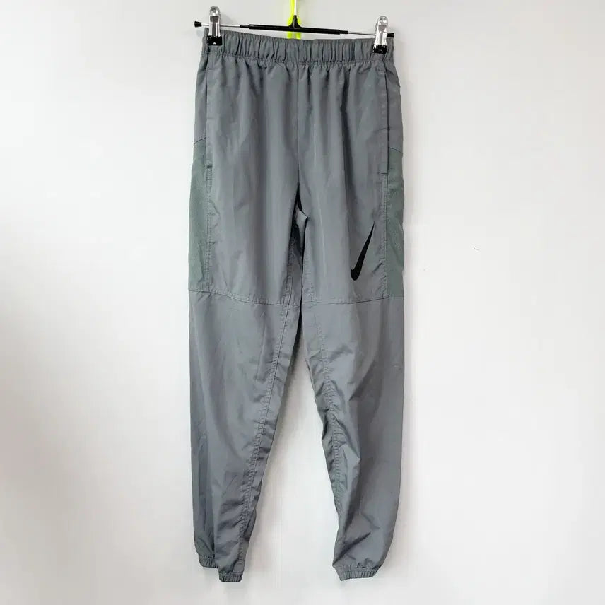 [BUNJANG] Nike 2023 Junior Lightweight Pants (Size 12-13) / 나이키 2023 쥬니어 밴딩 얇은바지 12-13