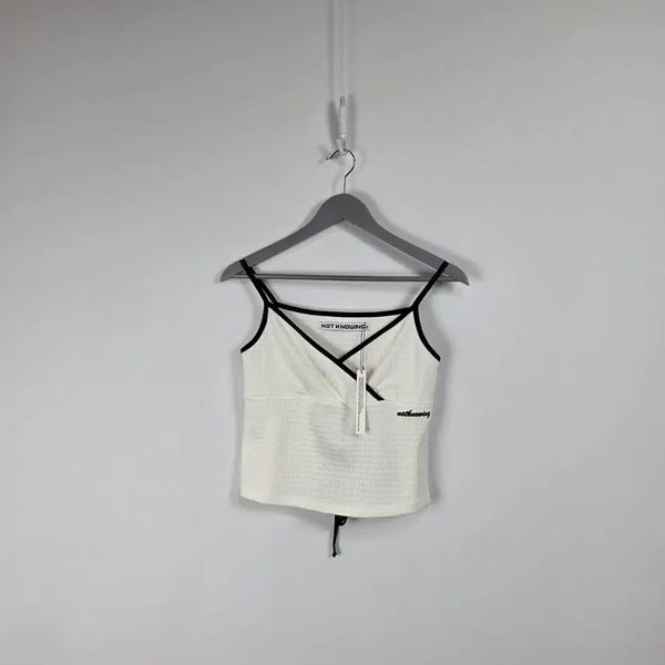 [BUNJANG] Not Knowing White Sleeveless Vest Top for Women (Size 90-95) / 새상품 낫노잉 화이트 민소매 나시 뷔스티에 여 90-95, 260709