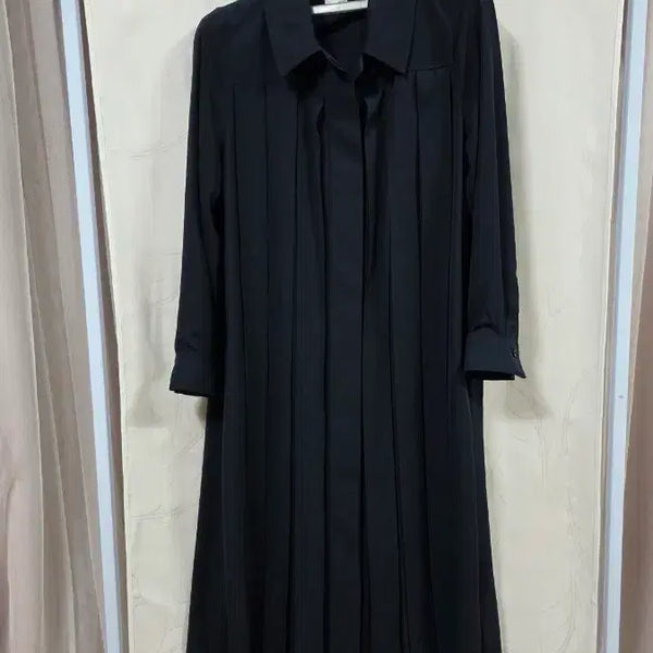 [BUNJANG] COS Loose Fit Pintuck Long Dress EUR 34 / COS(코스)루즈핏핀턱롱원피스