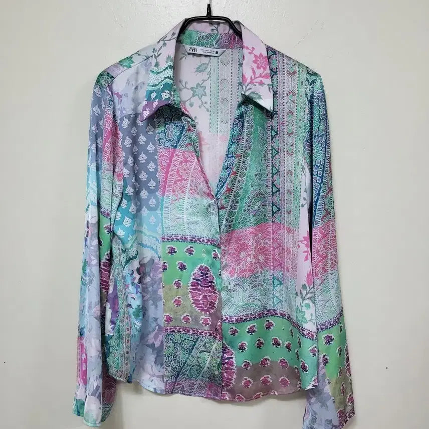 [BUNJANG] Zara Patchwork Print Blouse / 자라 셔츠 패치워크 프린트 블라우스.260707