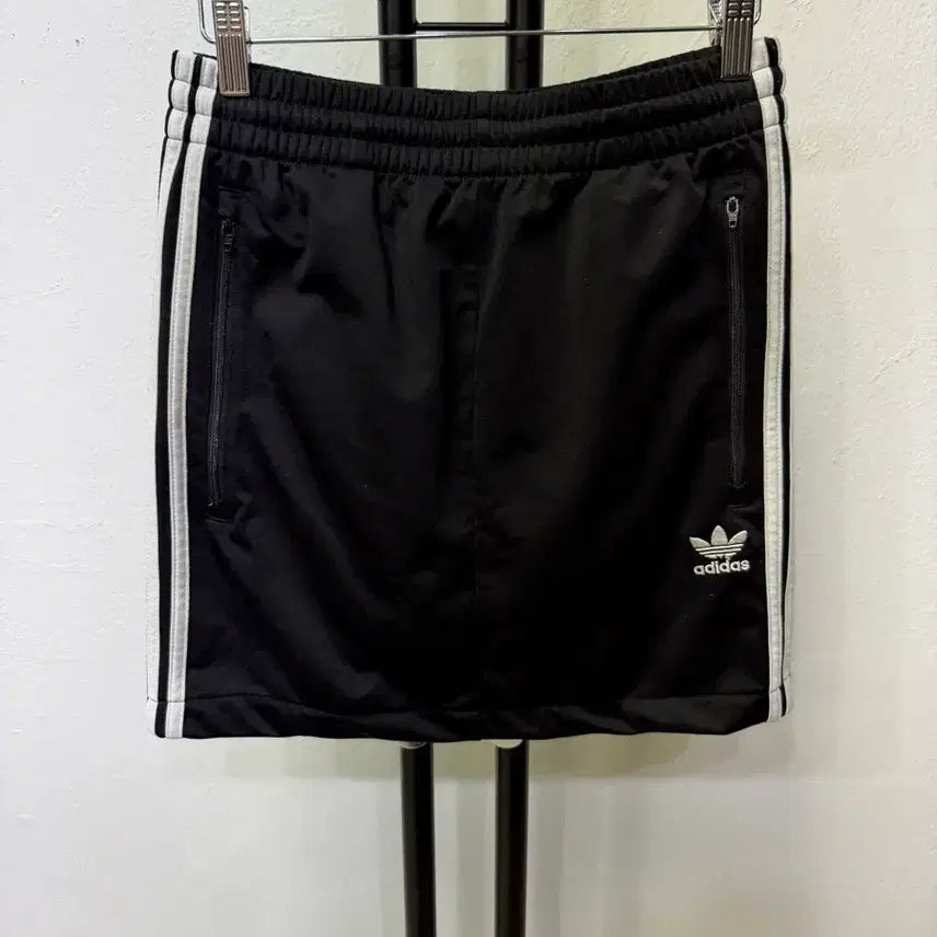 [BUNJANG] Adidas Originals 3-Stripes Skirt / 정품) 아디다스 오리지널 삼선 스커트 치마 S