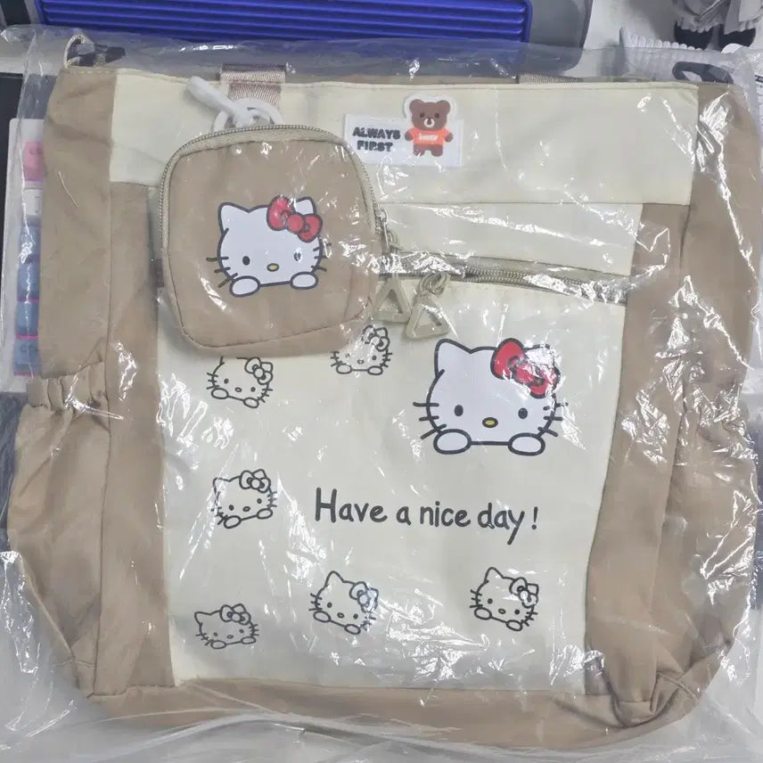 [BUNJANG] Hello Kitty Tote Bag with Pouch / 헬로키티 토트백 베이지 + 파우치