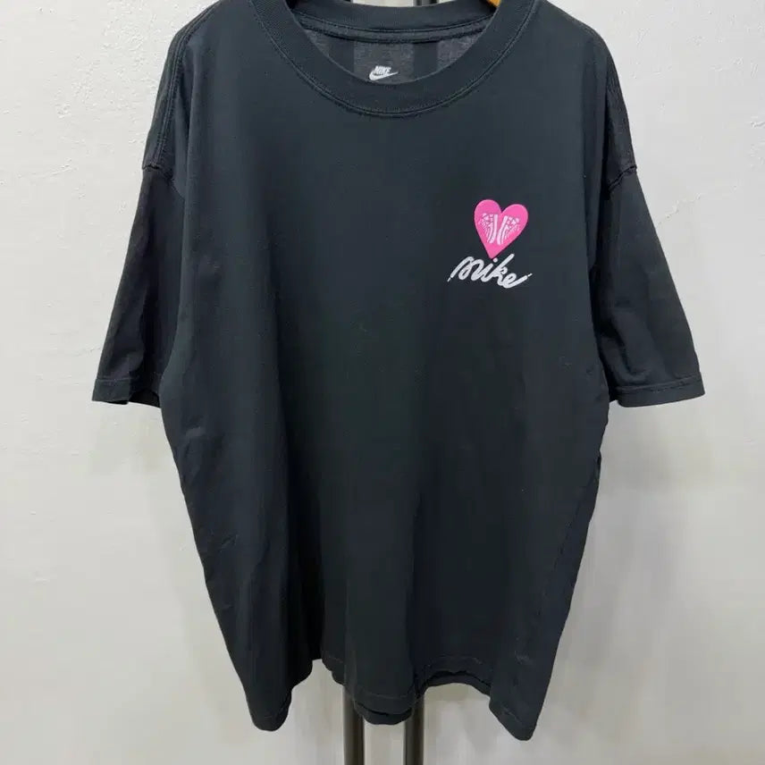 [BUNJANG] Nike Men's Short Sleeve T-Shirt Black Heart Logo Size M / 정품) 나이키 남성 반팔티 블랙 하트 로고 M