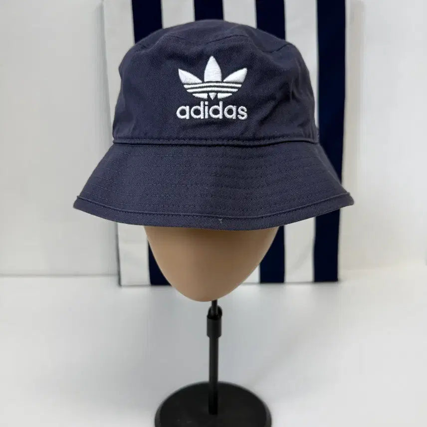 [BUNJANG] Adidas Originals Trefoil Bucket Hat Navy OSFM (HD9710) / 아디다스 오리지널스 트레포일 버킷햇 HD9710 네이비 59cm Js