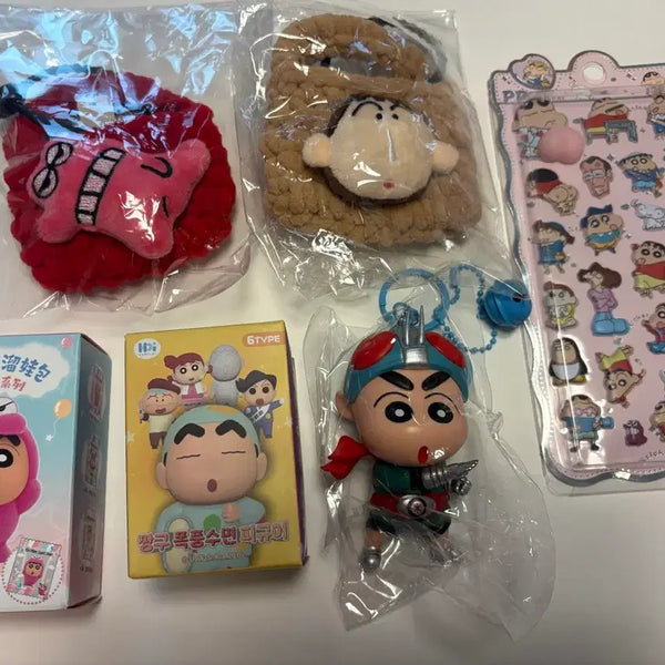 [BUNJANG] Crayon Shin-chan Bundle Figure Sticker Knitting AirPod Charm / 짱구 일괄 ) 피규어 스티커 뜨개 에어팟
