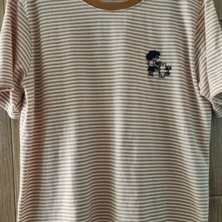 [BUNJANG] Striped Short-Sleeve T-Shirt with Embroidery / 티셔츠