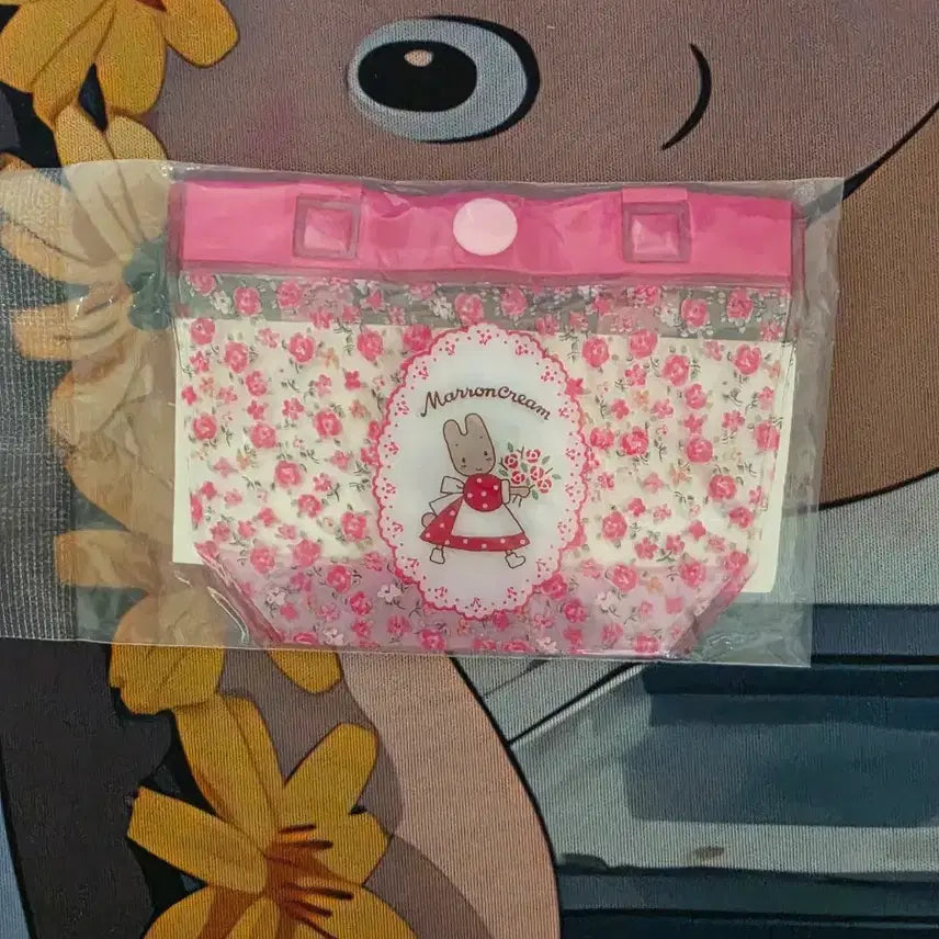 [BUNJANG] Sanrio Marron Cream Mini Transparent Beach Bag Gacha Pouch / (정품)산리오 투명 미니 비치백 가챠 파우치 마론크림