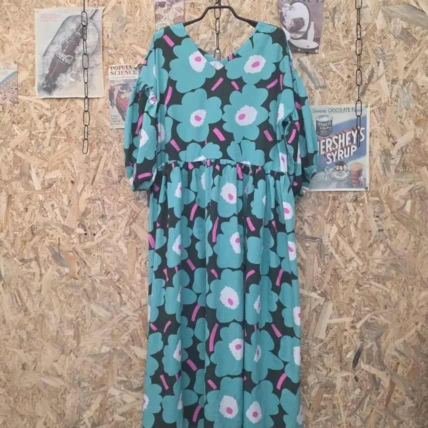 [BUNJANG] Kiem Flower Pattern V-Neck Long Dress / Kiem 키엠 플라워패턴 양 브이넥원피스