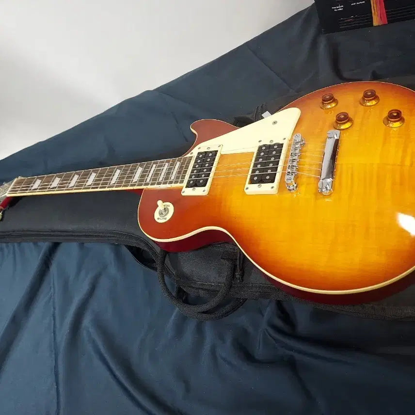 [BUNJANG] Epiphone Honeyburst Electric Guitar (Maple Top, 90s) / 고급탑사양 에피폰 허니버스트 일렉기타