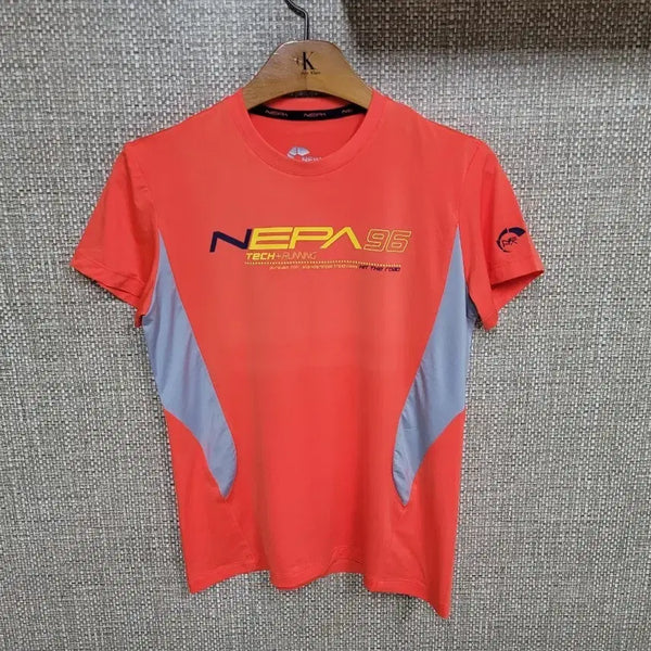[BUNJANG] NEPA Running Short Sleeve Functional T-shirt (Size 90-95) / 90~95사이즈 네파 런닝 반팔 기능성 운동