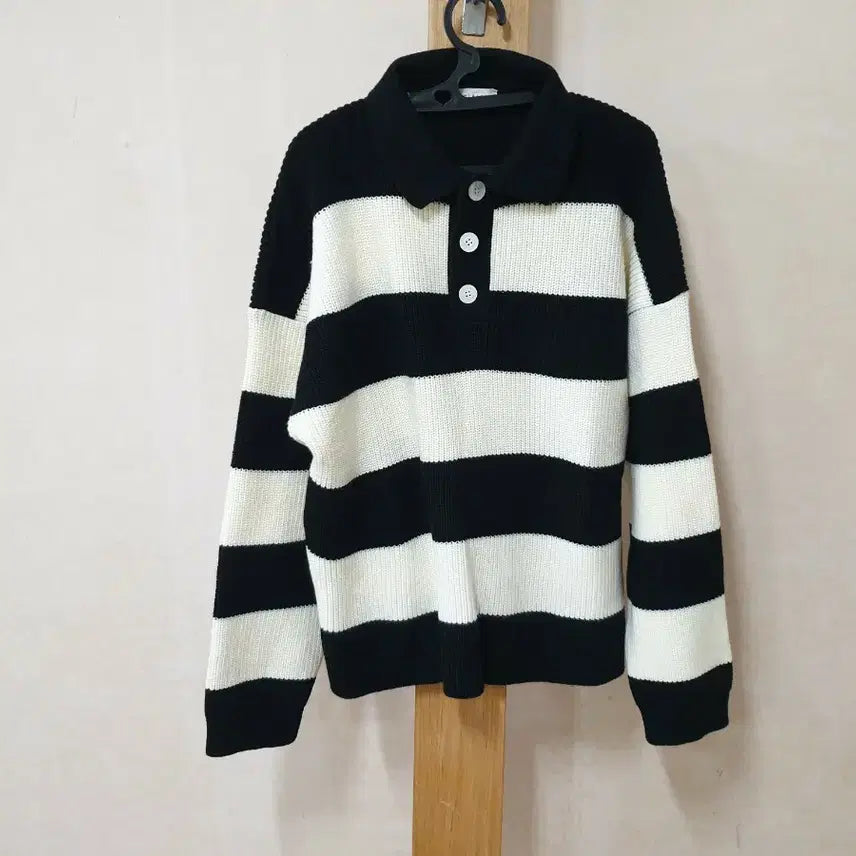 [BUNJANG] Mirage Striped Collar Knit (Free Size) / 미라지 단가라 카라 니트(프리)