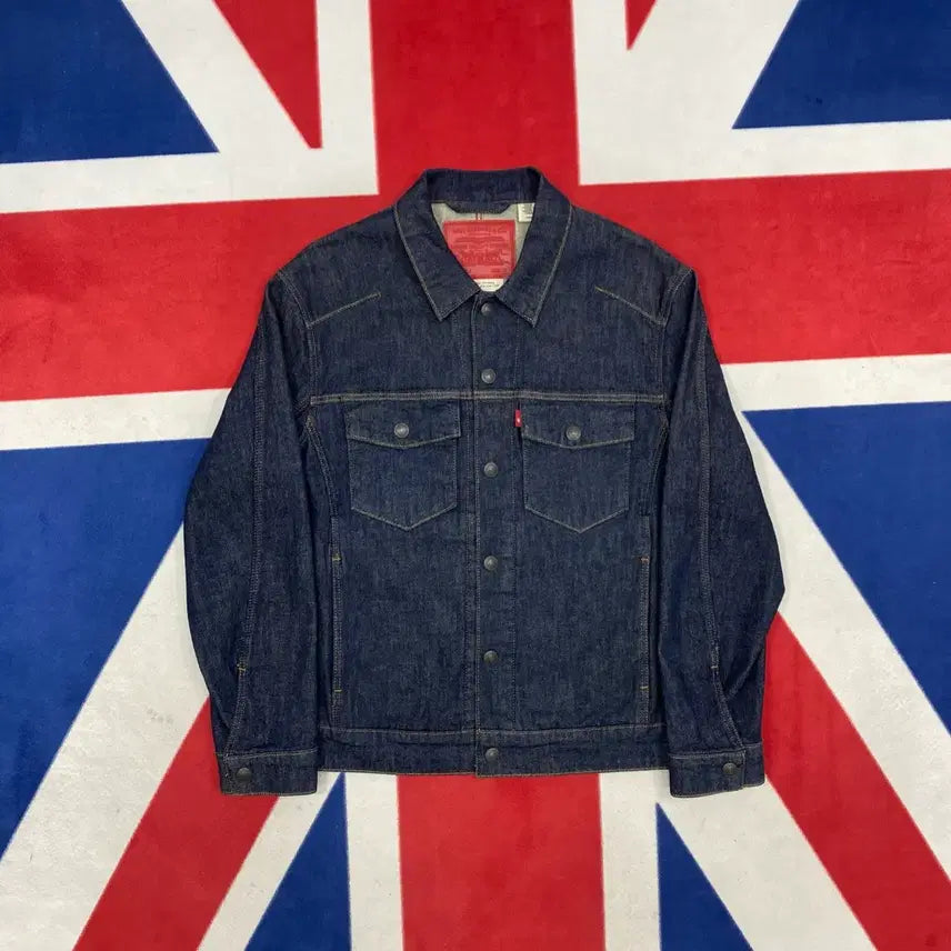[BUNJANG] Levi's Denim Jacket (Tagged S, Fits M-L) / 리바이스 데님 자켓 S 실측 M - L
