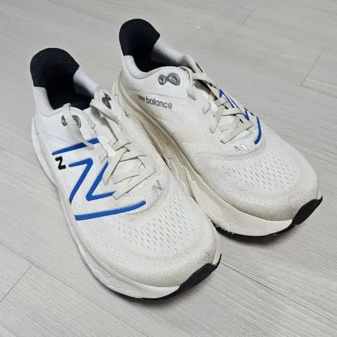 [BUNJANG] New Balance Fresh Foam X More V4 Running Shoes / 누발란스 프레쉬폼 모어 V4