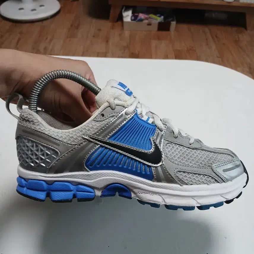 [BUNJANG] Nike Vomero Sneakers Grey/Blue 230 / 나이키 보메로 운동화 회색/블루 230