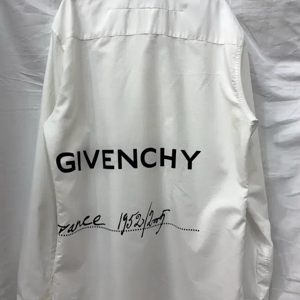 [BUNJANG] Givenchy White Lettering Shirt Size 100 / 정품) 지방시 화이트 레터링 셔츠 100사이즈
