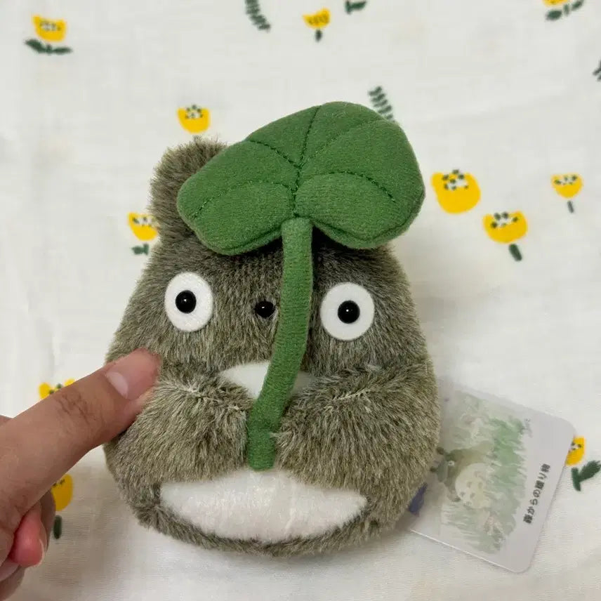 [BUNJANG] Ghibli My Neighbor Totoro Large Totoro Sprouts Plush / 지브리 토토로 대토토로 새싹인형