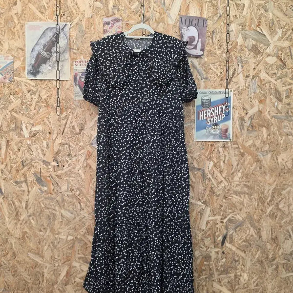 [BUNJANG] Heart Pattern Print Frill Collar Long Dress - Free Size / 하트패턴 프린트 프릴카라 롱 원피스 F