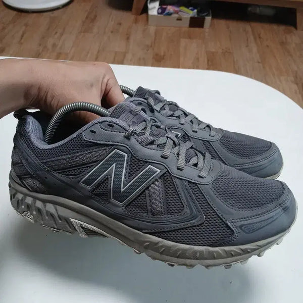 [BUNJANG] New Balance Sneakers Grey 275 / 뉴발란스 운동화 그레이 275