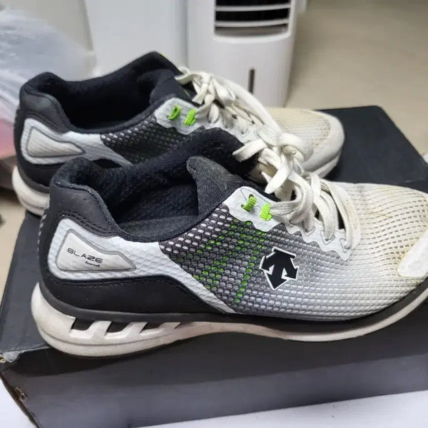 [BUNJANG] Descente Blaze Running Shoes / 데상트 블레이즈 러닝화 245mm 상태좋음
