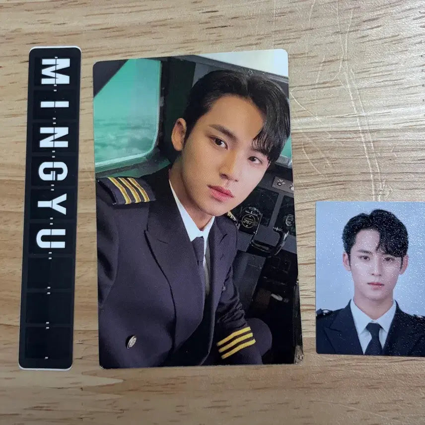[BUNJANG] SEVENTEEN Mingyu Uniform Version Photocard Bundle Set / 세븐틴 제복틴 항공틴 민규 포토카드 일괄 양도