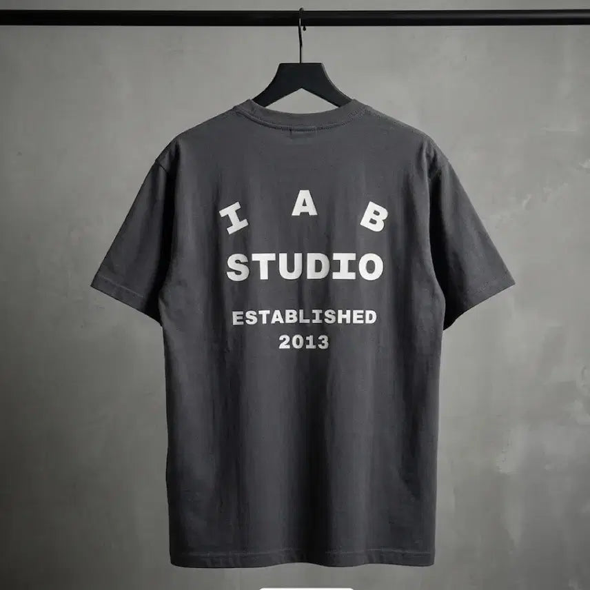 [BUNJANG] IAB Studio Established 26 Tokyo Short Sleeve T-Shirt / 아이앱스튜디오 이스테블리시드 26 도쿄 반팔 티셔츠 아이앱 반팔티