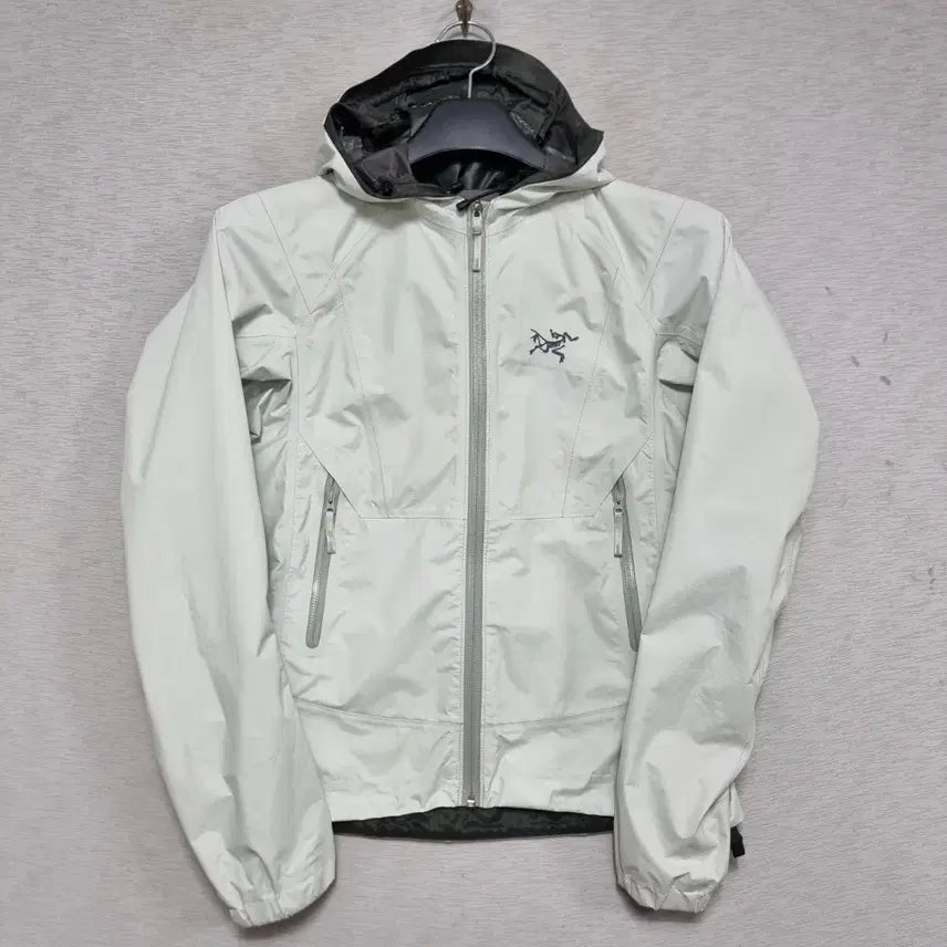 [BUNJANG] Arc'teryx Gore-Tex Waterproof Jacket Women's XS / 아크테릭스 고어텍스 방수 자켓 여자XSㅡ0427