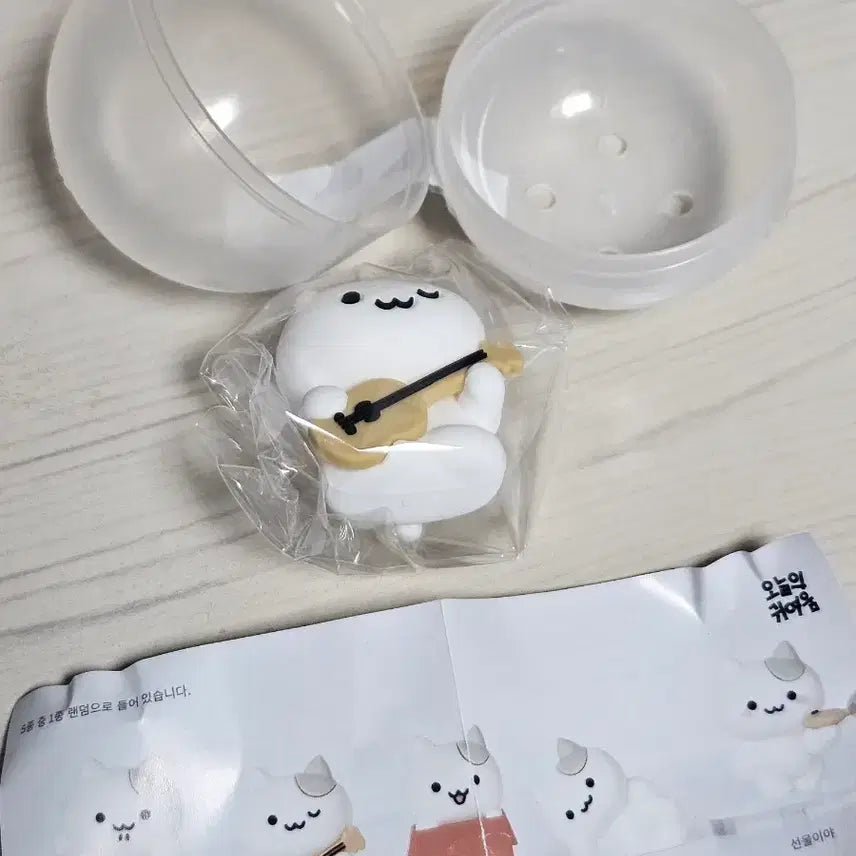 [BUNJANG] Sealed Cat Figure - Let's Sing / 미개봉>낭만고앵이 피규어 - 노래하자