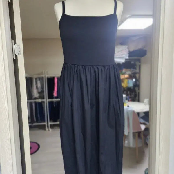 [BUNJANG] Uniqlo Black Bustier Long Dress / 유니클로 블랙 뷔스티에 롱 원피스